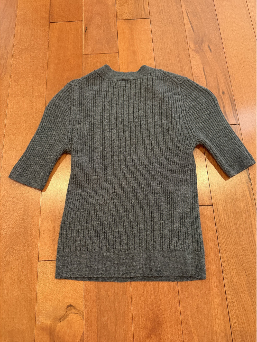 UNIQLO Charcoal Grey 100% Wool Ribbed Knit Top Small